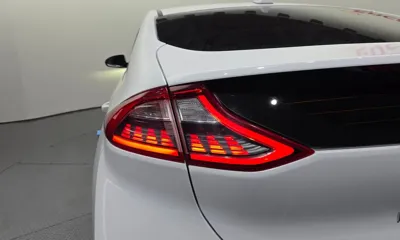Hyundai Ioniq 2019, 65387 км, за 10097.73 USD - фото 23