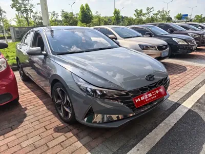 Hyundai Elantra 2023, 25000 км, за 14537.68 USD
