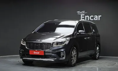 Kia Canival · 2019 год