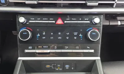 Hyundai Santafe 2024, 47850 км, за 18169.39 USD - фото 33