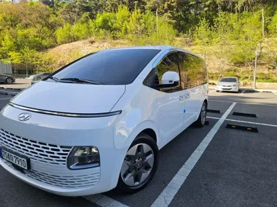 Hyundai Staria · 2022 год