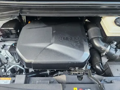 Hyundai Staria 2022, 89032 км, за 15432.7 USD - фото 6