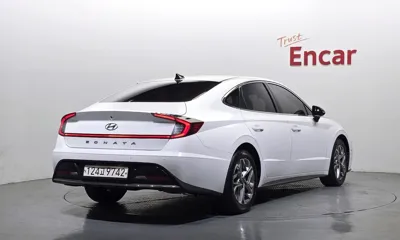 Hyundai Sonata 2022, 122729 км, за 9376.83 USD