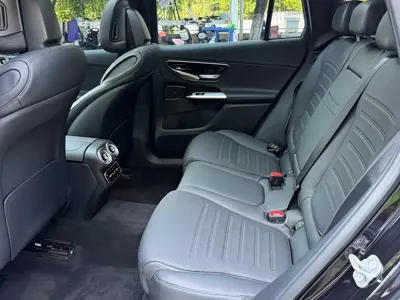 Mercedes-Benz GLC 2024, 18000 км, за 38694.67 USD - фото 6