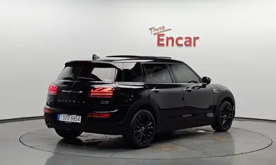 MINI Clubman 2024, 5717 км, за 24028.12 USD