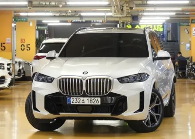 BMW X5 2025, 5600 км, за 82558.64 USD - фото 3
