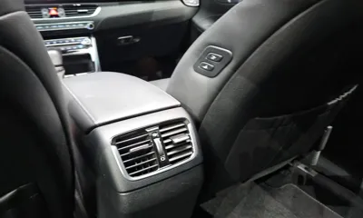 Hyundai Grandeur 2019, 76730 км, за 11027.96 USD - фото 31