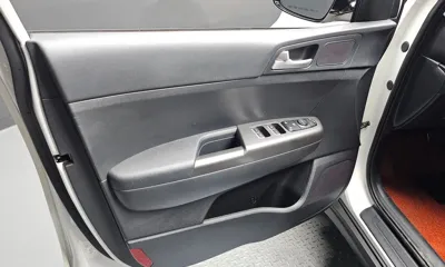 Kia Sportage 2022, 90327 км, за 9977.68 USD - фото 24