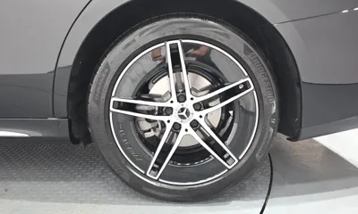 Mercedes-Benz E-Class 2026, 3494 км, за 51875.43 USD - фото 21