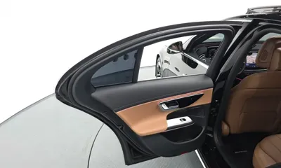 Mercedes-Benz E-Class 2026, 3494 км, за 51875.43 USD - фото 25
