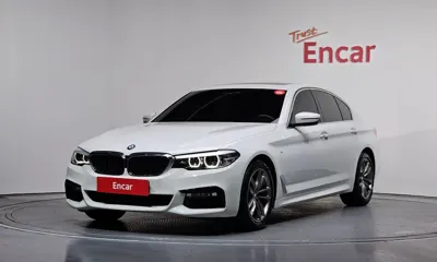 BMW 5-Series · 2018 год