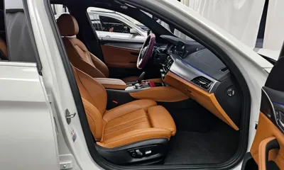 BMW 5-Series 2018, 27889 км, за 19491.24 USD - фото 11