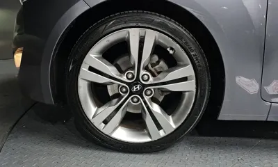 Hyundai Veloster 2012, 64220 км, за 3575.37 USD