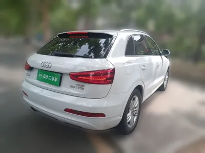 Audi Q3 2015, 107100 км, за 7213 USD
