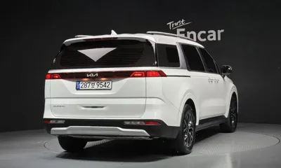 Kia Canival 2023, 43778 км, за 17001.44 USD