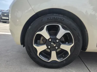 Kia Ray 2016, 206736 км, за 3185.33 USD