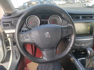 Peugeot 408 2015, 116700 км, за 5552 USD - фото 12