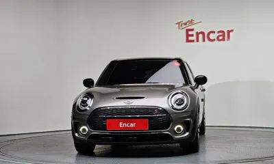 MINI Clubman 2020, 64113 км, за 12223.32 USD