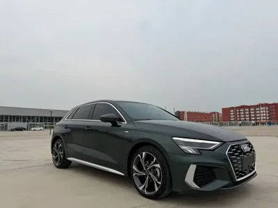 Audi A3 2022, 50000 км, за 15493.71 USD