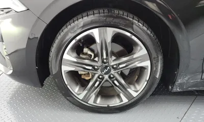 Kia K5 2023, 102903 км, за 13071.46 USD