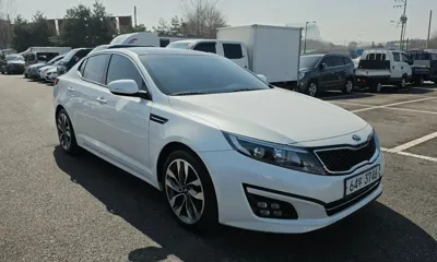Kia K5 2015, 107093 км, за 5005.52 USD