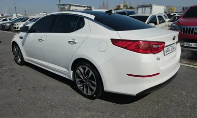 Kia K5 2015, 107093 км, за 5005.52 USD