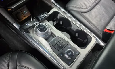 Ford Explorer 2021, 61662 км, за 25165.54 USD - фото 9