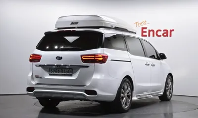 Kia Canival 2020, 126779 км, за 11726.39 USD