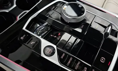BMW X7 2024, 32593 км, за 83793.77 USD - фото 9
