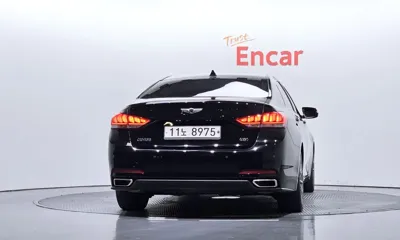 Hyundai Genesis 2016, 163540 км, за 5185.77 USD