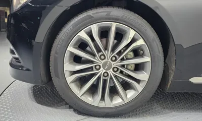 Hyundai Genesis 2016, 163540 км, за 5185.77 USD