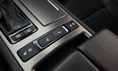 Hyundai Genesis 2016, 163540 км, за 5139.22 USD - фото 17