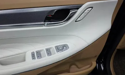 Hyundai Grandeur 2022, 30695 км, за 18376.53 USD - фото 29