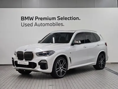 BMW X5 · 2021 год