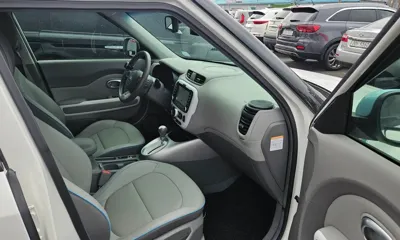 Kia Soul 2018, 40400 км, за 8403.97 USD - фото 19