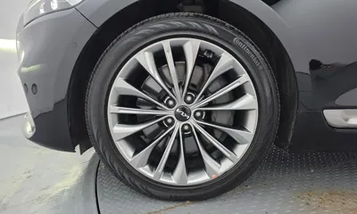 Kia K9 2023, 44932 км, за 27095.47 USD