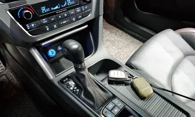 Hyundai Sonata 2016, 68340 км, за 11100.89 USD - фото 9
