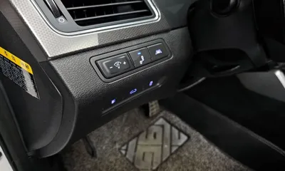 Hyundai Sonata 2016, 68340 км, за 11100.89 USD - фото 16