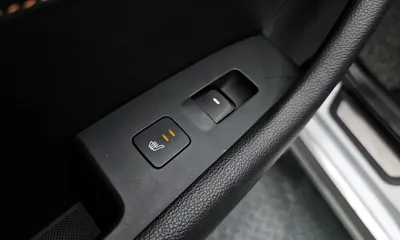 Hyundai Sonata 2016, 68340 км, за 11100.89 USD - фото 18