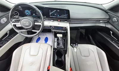 Hyundai Avante 2022, 65623 км, за 12371.34 USD - фото 7