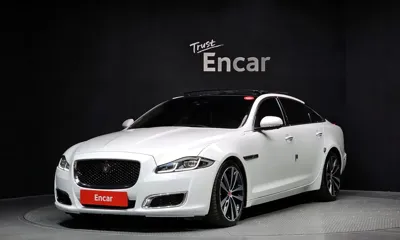 Jaguar XJ · 2019 год