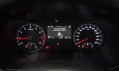 Kia K5 2019, 33112 км, за 11159.25 USD - фото 8