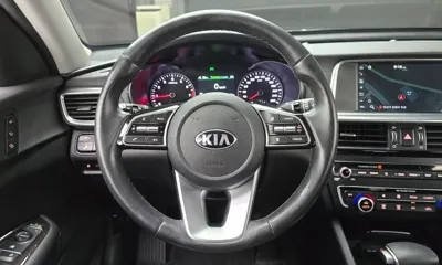 Kia K5 2019, 33112 км, за 11159.25 USD - фото 12