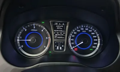 Hyundai Grandeur 2015, 148265 км, за 4729.37 USD - фото 8