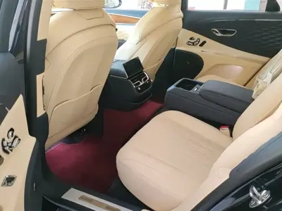 Bentley Flying Spur 2021, 28000 км, за 276627.95 USD