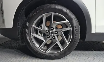 KG_Mobility_Ssangyong TIBOLI 2025, 18782 км, за 11750.03 USD