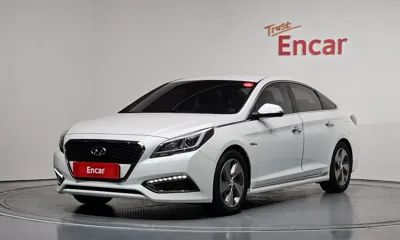 Hyundai Sonata · 2015 год