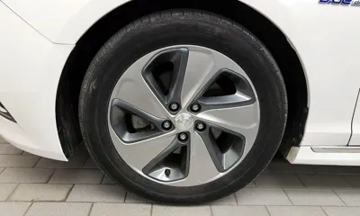 Hyundai Sonata 2015, 175684 км, за 4553.74 USD