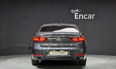 Kia K7 2017, 163011 км, за 6556.29 USD