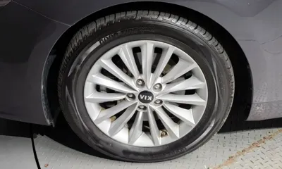 Kia K7 2017, 163011 км, за 6556.29 USD